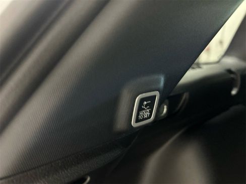 New 2025 Jeep Grand Cherokee Limited w/ Luxury Tech Group II image 34