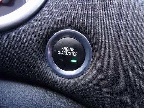 Used 2023 Chevrolet Malibu LT image 17