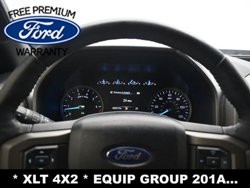 Used 2020 Ford Expedition XLT image 14