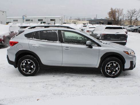Used 2019 Subaru Crosstrek 2.0i Premium image 4