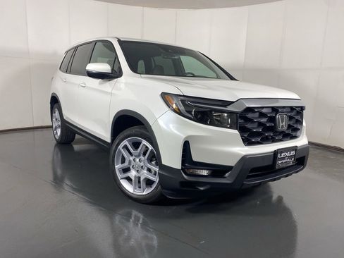 Used 2024 Honda Passport EX-L image 4