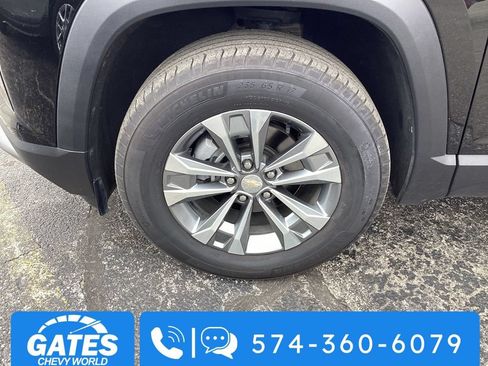 Used 2025 Chevrolet Equinox LT AWD/4WD image 30