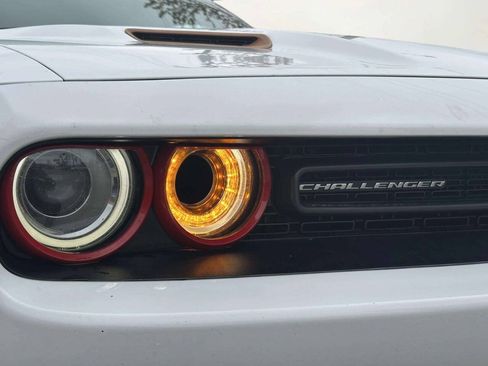 Used 2019 Dodge Challenger SXT RWD image 38