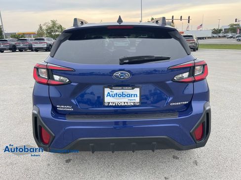 Used 2024 Subaru Crosstrek 2.5i Limited w/ Crosstrek Mirror Package AWD/4WD image 4