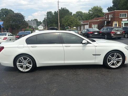 Used 2013 BMW 750Li RWD image 4