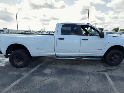 Used 2024 RAM 3500 Big Horn AWD/4WD image 9