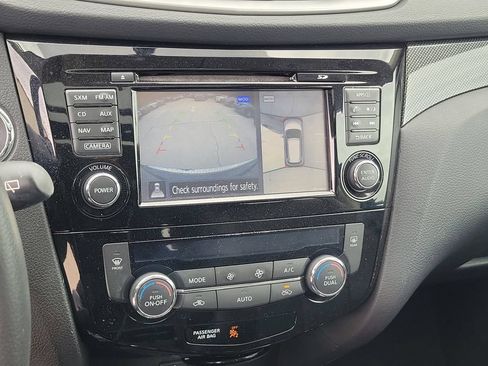Used 2016 Nissan Rogue SL w/ SL Premium Package AWD/4WD image 33