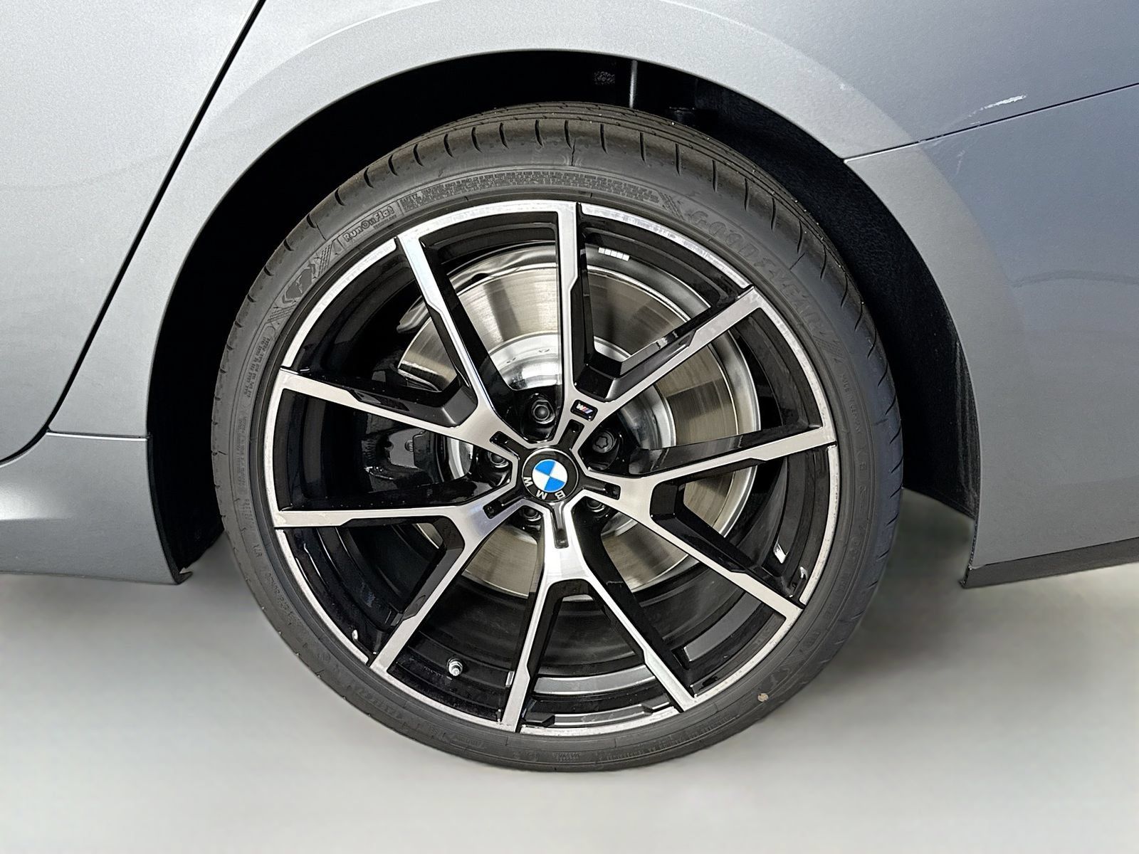 Used 2026 BMW 840i RWD image 33