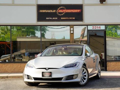 Used 2017 Tesla Model S 100D AWD/4WD image 1