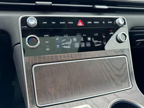 Certified 2026 Genesis GV80 2.5T Advanced AWD/4WD image 19