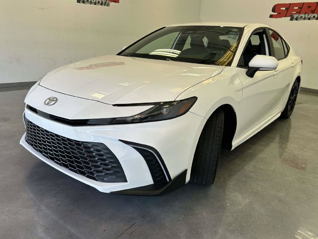 Used 2026 Toyota Camry SE FWD image 6