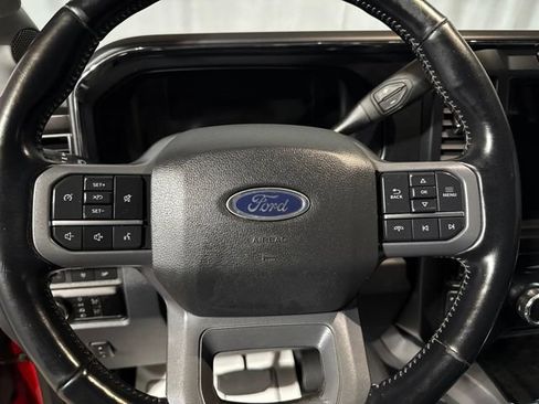 Used 2023 Ford F250 Lariat w/ Sport Appearance Package AWD/4WD image 9
