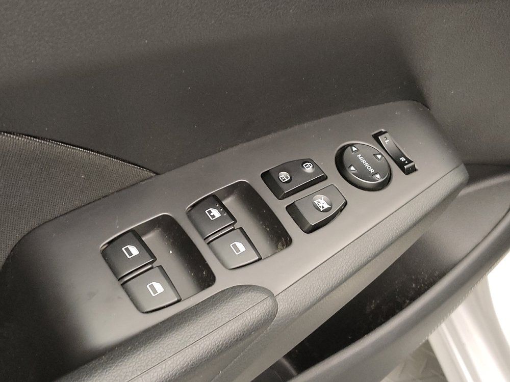 Used 2022 Hyundai Accent SE FWD image 27