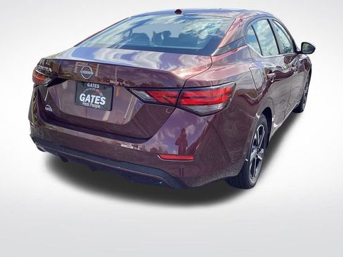 Used 2025 Nissan Sentra SV FWD image 9