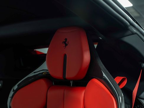 Used 2021 Ferrari SF90 Stradale image 19