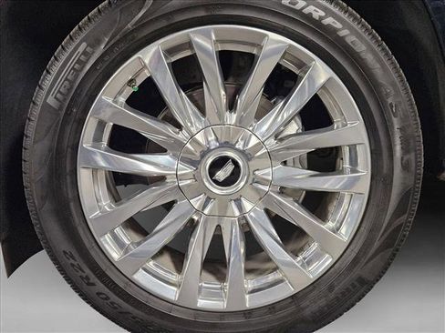 Used 2023 Cadillac Escalade ESV Premium Luxury w/ Performance Package image 24