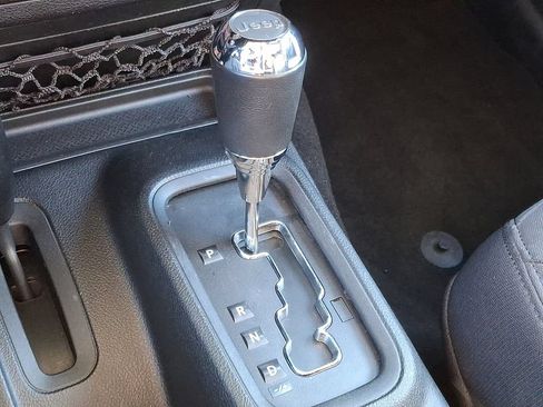 Used 2016 Jeep Wrangler Sport AWD/4WD image 14