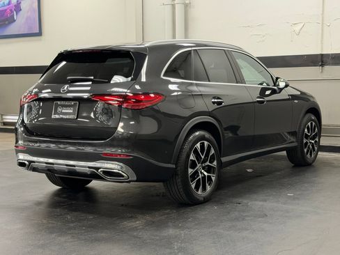Used 2025 Mercedes-Benz GLC 350e 4MATIC image 13