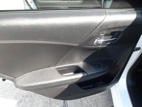 Used 2013 Honda Accord Sport image 16