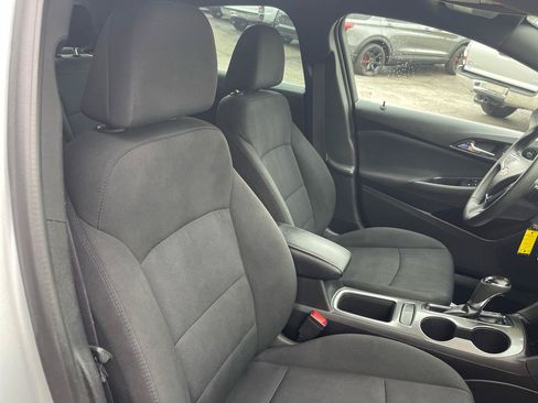 Used 2017 Chevrolet Cruze LT w/ RS Package FWD image 19