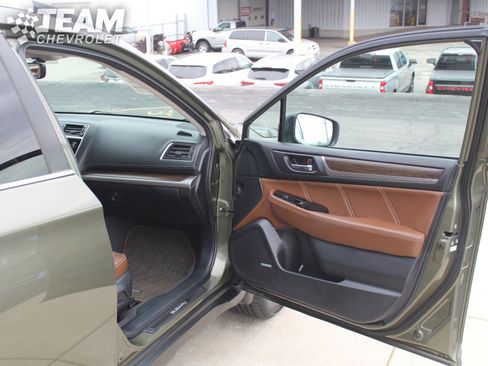 Used 2019 Subaru Outback 3.6R Touring w/ Protection Package #1 image 27