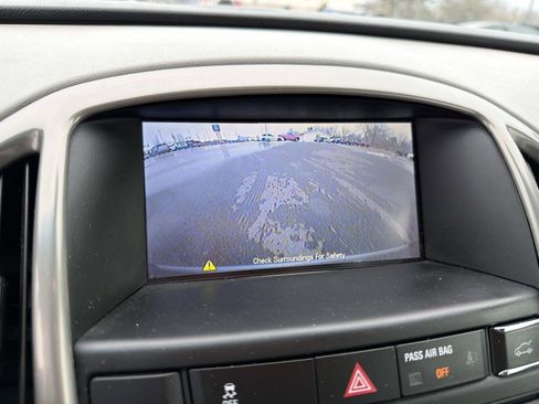 Certified 2013 Buick Verano Convenience image 10