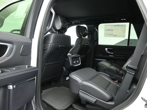 New 2026 Ford Expedition Platinum AWD/4WD image 15