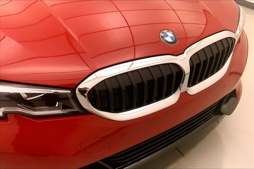 Used 2022 BMW 330i xDrive Sedan w/ Premium Package 2 AWD/4WD image 29