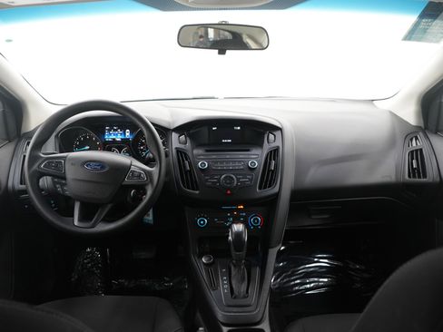 Used 2015 Ford Focus SE image 13