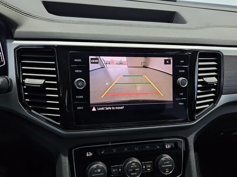 Used 2023 Volkswagen Atlas SE w/ Panoramic Sunroof Package image 19