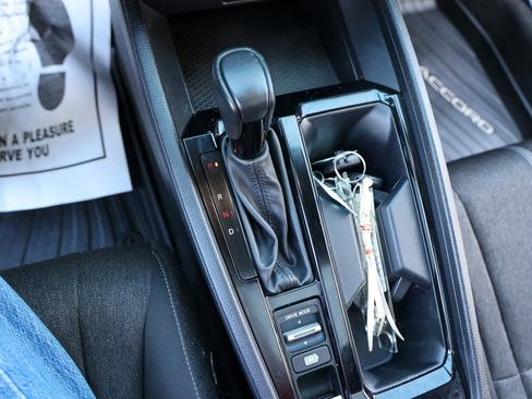 Used 2024 Honda Accord Sport image 25