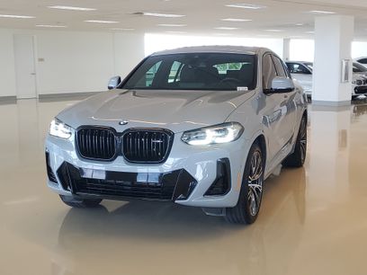 Used 2022 BMW X4 xDrive30i w/ M Sport Package 2