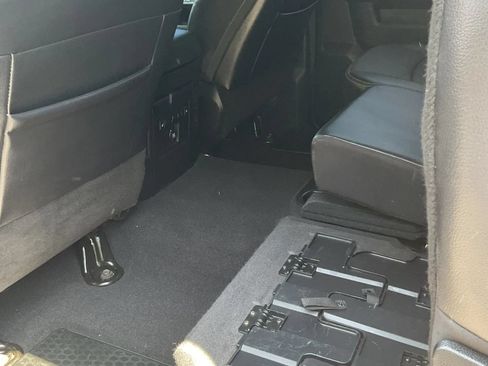 Used 2018 RAM 1500 Laramie w/ Convenience Group AWD/4WD image 50