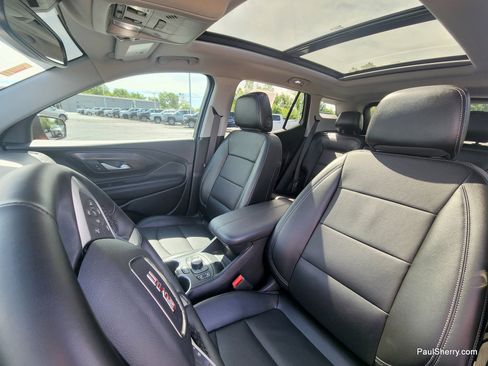 Used 2024 GMC Terrain SLT w/ Tech Package AWD/4WD image 22