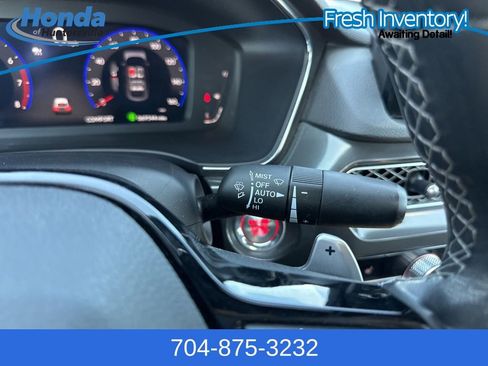 Used 2023 Acura Integra A-Spec image 27