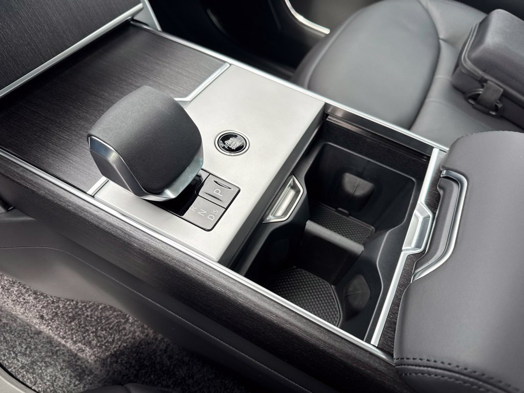 New 2026 Land Rover Range Rover SE AWD/4WD image 13