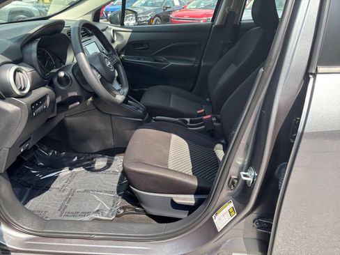 Used 2024 Nissan Versa S FWD image 22