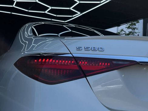 Used 2021 Mercedes-Benz S 580 4MATIC Sedan image 28