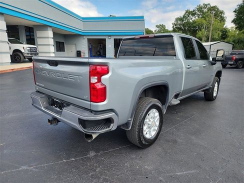 Used 2025 Chevrolet Silverado 3500 LT AWD/4WD image 5
