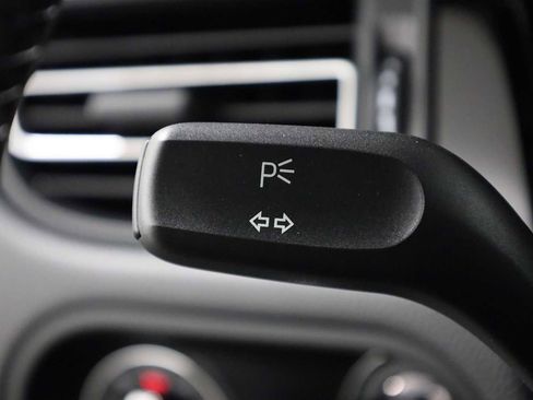 New 2026 Porsche Macan S image 32