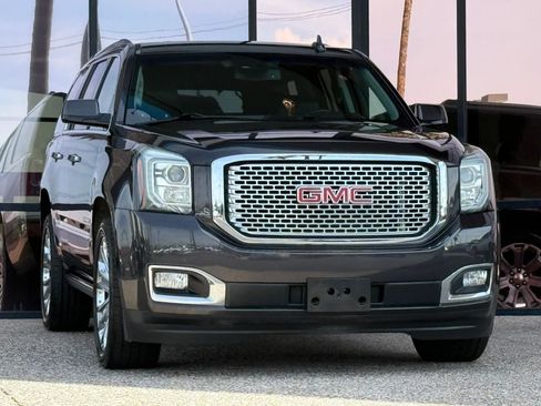 Used 2016 GMC Yukon Denali w/ Open Road Package AWD/4WD image 18