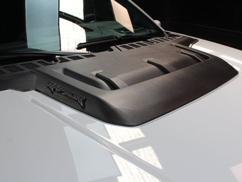 Used 2026 Ford F150 Raptor AWD/4WD image 9