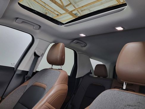 Used 2024 Ford Bronco Sport Outer Banks w/ Tech Package image 16