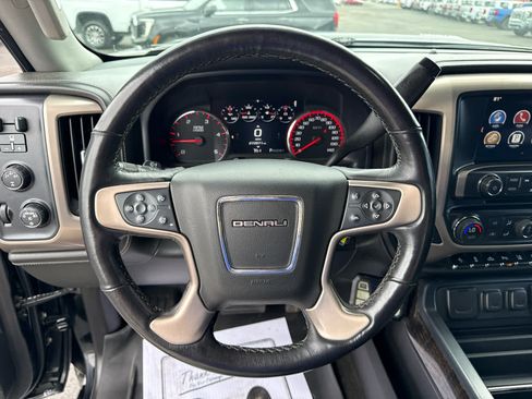 Used 2016 GMC Sierra 2500 Denali w/ Duramax Plus Package AWD/4WD image 14