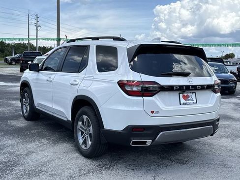 New 2026 Honda Pilot EX-L image 8