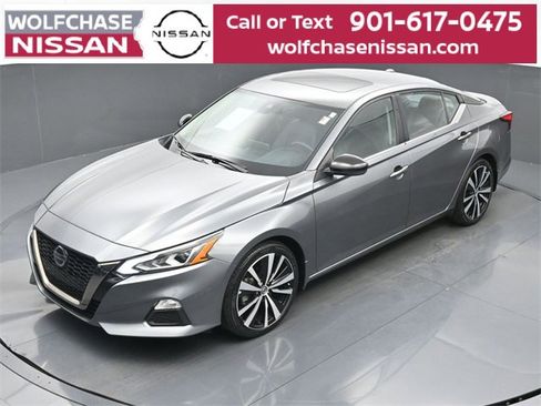 Used 2021 Nissan Altima 2.5 SR w/ SR Premium Package image 31