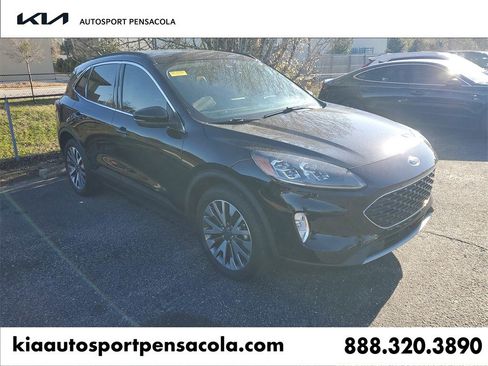 Used 2020 Ford Escape Titanium image 1