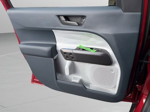New 2026 Ford Maverick XLT AWD/4WD image 9