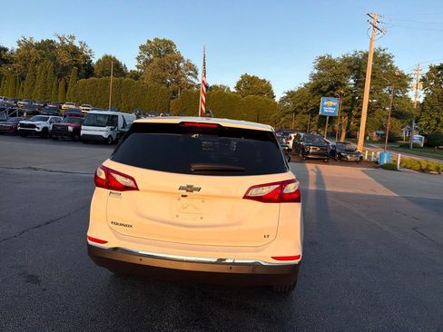 Used 2021 Chevrolet Equinox LT FWD image 3