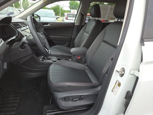 Used 2024 Volkswagen Tiguan Wolfsburg Edition w/ Panoramic Sunroof Package AWD/4WD image 9